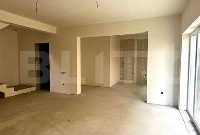 Duplex cu 4 camere cu Canalizare în Dâmbul Rotund - 1