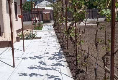 Casă cu Teren 500 Mp în Central
