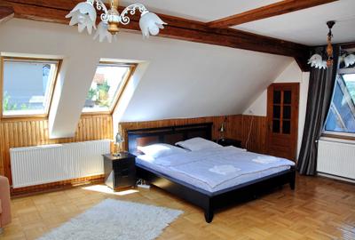 Apartament cu 3 camere decomandat în Central - 2
