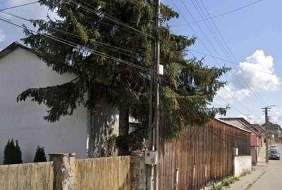 Casă cu 5 camere cu Teren 510 Mp în Central