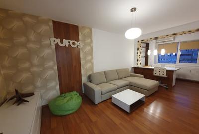Apartament cu 3 camere decomandat în Apusului