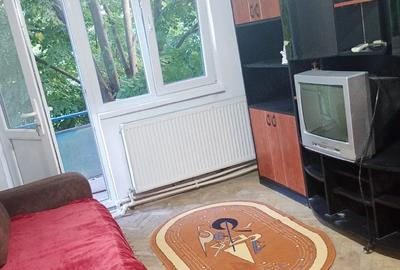 Apartament cu 2 camere semidecomandat în Micro 38 - 3