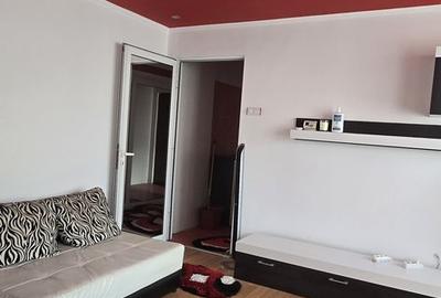 Apartament cu 2 camere în Micro 6 - 3