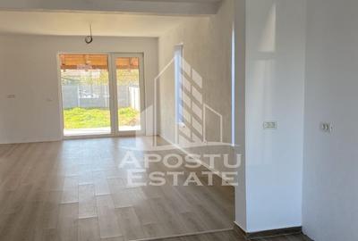 Duplex cu 4 camere cu Canalizare în Moșnița Veche - 4