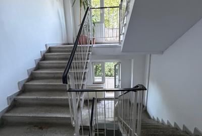 Apartament cu 3 camere decomandat în Aviației - 5