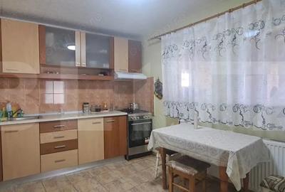 Casă cu 5 camere cu Teren 500 Mp în Feldioara - 13