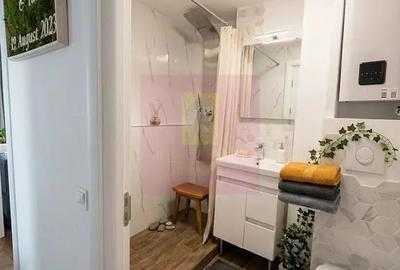 Apartament cu 3 camere decomandat în Alexandru Obregia