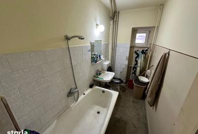 Apartament cu 3 camere decomandat în Independenței - 2