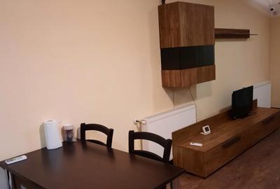 Apartament cu 2 camere decomandat în Circumvalațiunii
