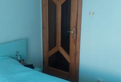 Apartament cu 3 camere decomandat în Câlnic - 1
