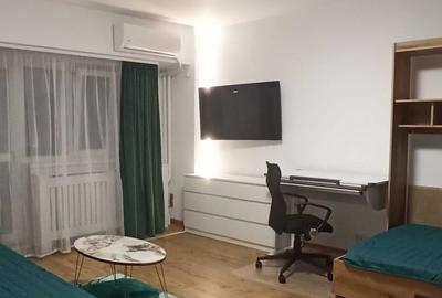 Garsonieră decomandată, mobilată în P-ța Alba Iulia