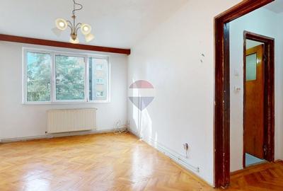 Apartament cu 2 camere semidecomandat în Centrul Civic