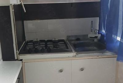 Garsonieră decomandată în Micro 19 - 3