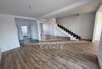 Casă individuală cu 5 camere cu Canalizare în Moșnița Nouă