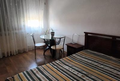 Garsonieră decomandată în Central