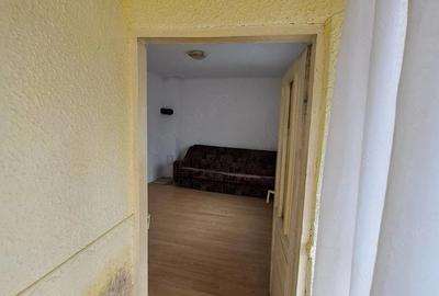 Casă cu Teren 1040 Mp în Vărbila