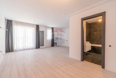 Apartament cu 3 camere semidecomandat în Florești - 2