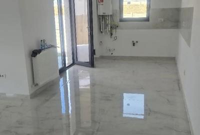 Casă cu 4 camere în Berceni - 1