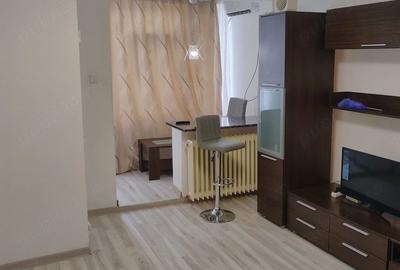 Garsonieră decomandată în Central - 4