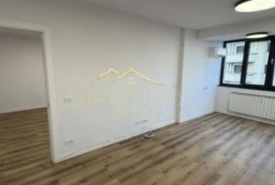 Apartament cu 3 camere decomandat în Centrul Civic - 1