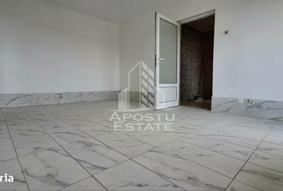 Apartament cu 4 camere în Sud