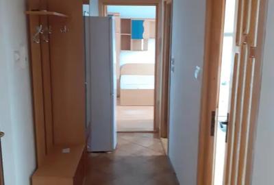 Apartament cu 2 camere decomandat în Români - 3
