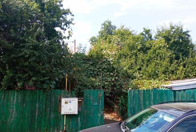 Casă cu 4 camere cu Garaj în Colentina