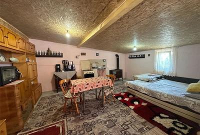 Casă cu 5 camere cu Teren 1500 Mp în Doclin