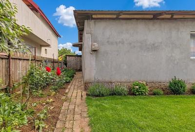 Casă individuală cu 3 camere cu Teren 200 Mp în Alexandriei - 2