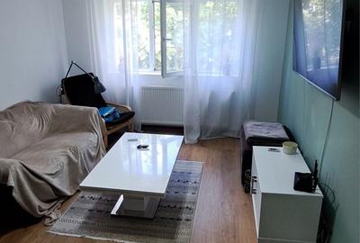 Apartament cu 3 camere decomandat în Girocului - 1