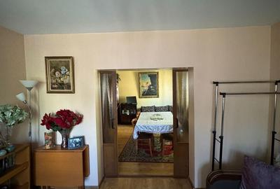 Casă cu 3 camere cu Teren 451 Mp în Central