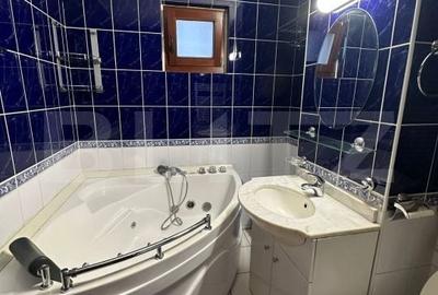 Apartament cu 4 camere decomandat în Mărăști