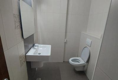 Birou, de 103 mp, în Delfinariu - 14