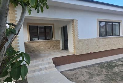 Casă cu 3 camere în Central - 1