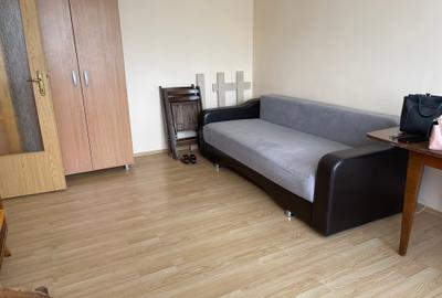 Garsonieră decomandată în Gării - 1