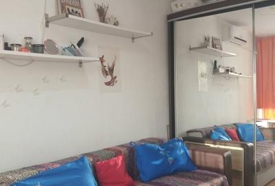 Garsonieră decomandată în Brâncoveanu