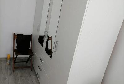 Garsonieră decomandată în Astra
