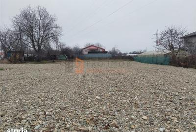 Spațiu comercial, de 1,400 mp, în Central