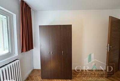 Apartament cu 3 camere decomandat în Zorilor - 6