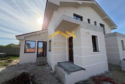 Duplex cu 3 camere cu Canalizare în Bucovăț (Remetea Mare)