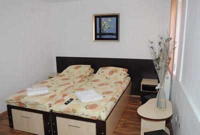 Casă cu Teren 20 Mp în Central - 1