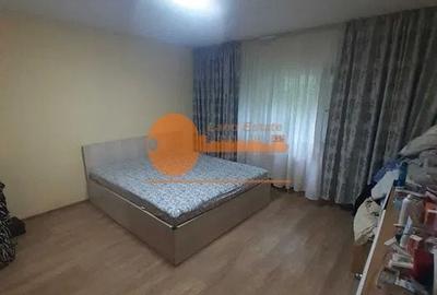 Apartament cu 2 camere decomandat în Obor