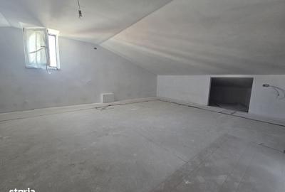 Casă cu 4 camere în Ghencea - 2