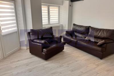 Apartament cu 3 camere decomandat, mobilat în Decebal