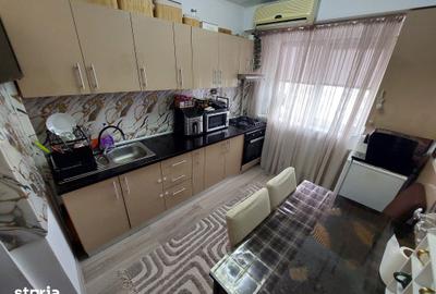 Apartament cu 2 camere decomandat în Central - 2