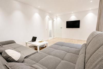 Apartament cu 3 camere decomandat în 1 Decembrie 1918 - 2