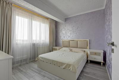 Penthouse cu 3 camere, mobilat în Central - 8