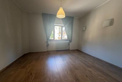 Apartament cu 2 camere semidecomandat în Universitate - 3