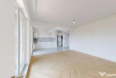 Apartament cu 3 camere semidecomandat în Dobroești