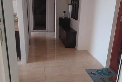 Apartament cu 2 camere decomandat în Tudor